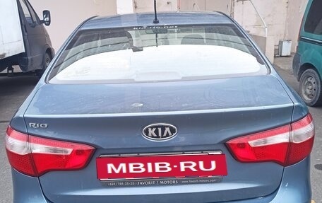 KIA Rio III рестайлинг, 2011 год, 700 000 рублей, 1 фотография