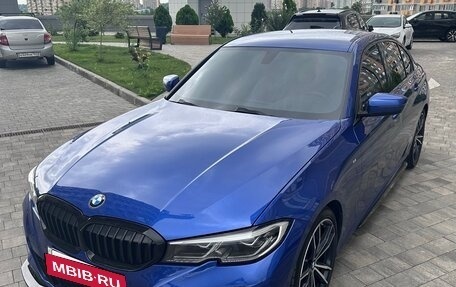 BMW 3 серия, 2019 год, 3 700 000 рублей, 14 фотография