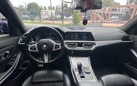 BMW 3 серия, 2019 год, 3 700 000 рублей, 19 фотография