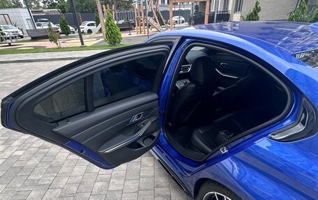 BMW 3 серия, 2019 год, 3 700 000 рублей, 20 фотография