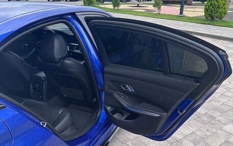 BMW 3 серия, 2019 год, 3 700 000 рублей, 23 фотография