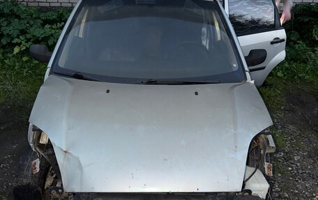 Ford Fiesta, 2002 год, 100 000 рублей, 4 фотография