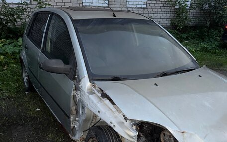 Ford Fiesta, 2002 год, 100 000 рублей, 5 фотография