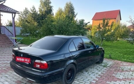 BMW 5 серия, 2002 год, 650 000 рублей, 11 фотография