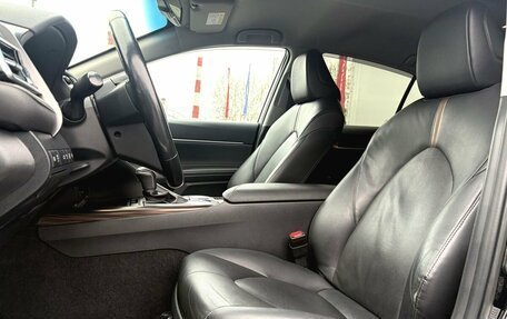 Toyota Camry, 2018 год, 2 720 000 рублей, 11 фотография