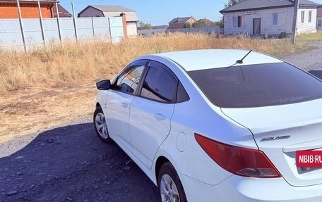 Hyundai Solaris II рестайлинг, 2016 год, 860 000 рублей, 16 фотография