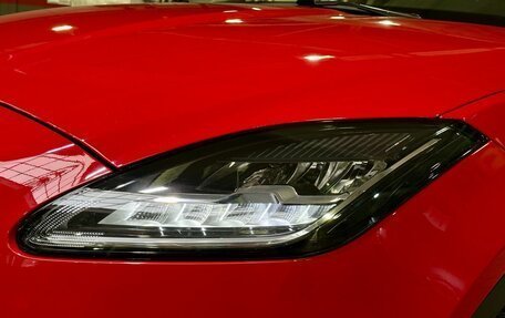 Jaguar E-Pace, 2018 год, 2 799 000 рублей, 9 фотография