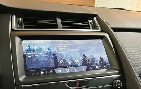 Jaguar E-Pace, 2018 год, 2 799 000 рублей, 17 фотография