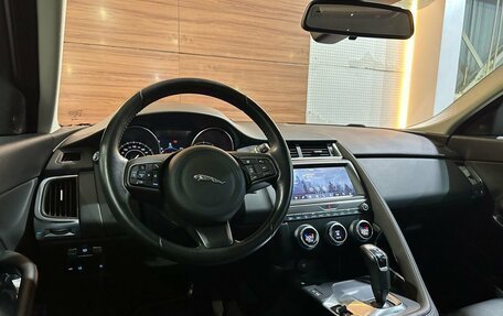 Jaguar E-Pace, 2018 год, 2 799 000 рублей, 11 фотография