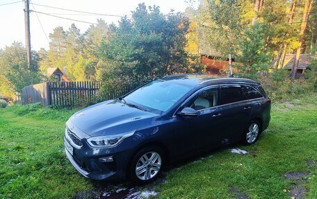 KIA cee'd III, 2019 год, 1 500 000 рублей, 2 фотография