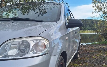 Chevrolet Aveo III, 2010 год, 385 000 рублей, 3 фотография