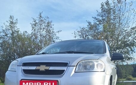 Chevrolet Aveo III, 2010 год, 385 000 рублей, 2 фотография