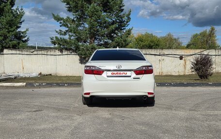 Toyota Camry, 2017 год, 2 450 000 рублей, 6 фотография