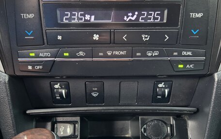 Toyota Camry, 2017 год, 2 450 000 рублей, 13 фотография