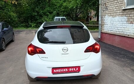 Opel Astra J, 2011 год, 650 000 рублей, 5 фотография