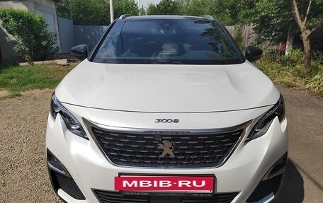 Peugeot 3008 II, 2018 год, 1 950 000 рублей, 2 фотография