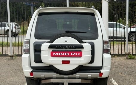 Mitsubishi Pajero IV, 2011 год, 1 899 000 рублей, 5 фотография