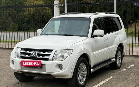 Mitsubishi Pajero IV, 2011 год, 1 899 000 рублей, 3 фотография