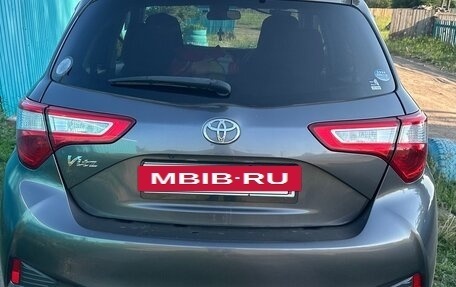 Toyota Vitz, 2019 год, 930 000 рублей, 5 фотография