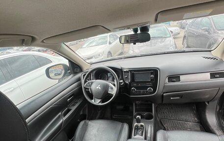 Mitsubishi Outlander III рестайлинг 3, 2012 год, 1 150 000 рублей, 3 фотография