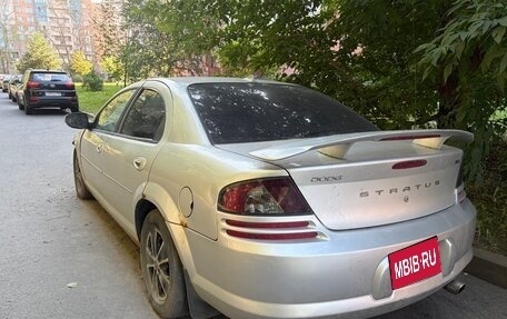 Dodge Stratus II, 2005 год, 180 000 рублей, 1 фотография