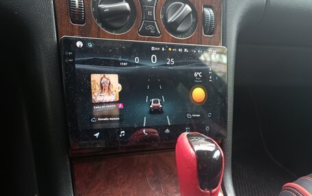 Mercedes-Benz E-Класс, 2001 год, 1 000 000 рублей, 10 фотография