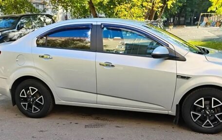 Chevrolet Aveo III, 2012 год, 800 000 рублей, 4 фотография