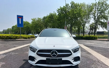 Mercedes-Benz A-Класс, 2022 год, 2 130 000 рублей, 3 фотография
