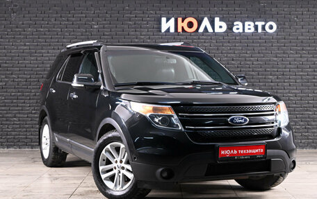 Ford Explorer VI, 2012 год, 1 800 000 рублей, 3 фотография