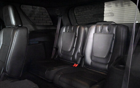 Ford Explorer VI, 2012 год, 1 800 000 рублей, 11 фотография