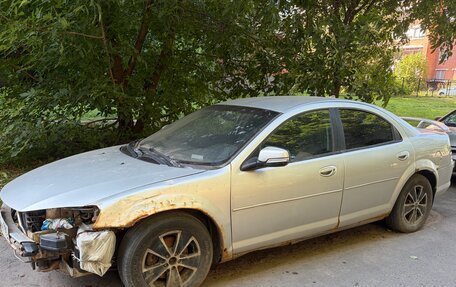 Dodge Stratus II, 2005 год, 180 000 рублей, 5 фотография
