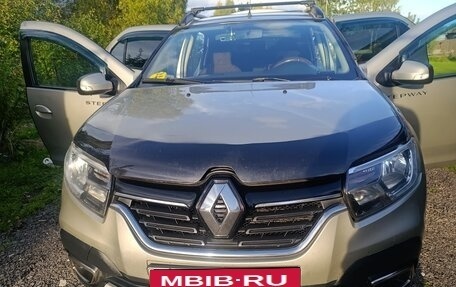 Renault Logan II, 2021 год, 1 150 000 рублей, 1 фотография