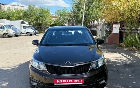 KIA Rio III рестайлинг, 2016 год, 935 000 рублей, 4 фотография