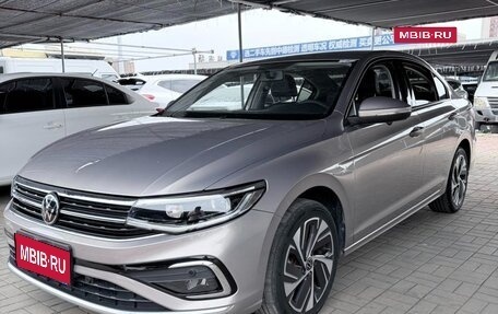 Volkswagen Bora, 2022 год, 1 090 000 рублей, 1 фотография