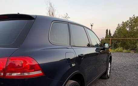 Volkswagen Touareg III, 2010 год, 2 000 000 рублей, 6 фотография