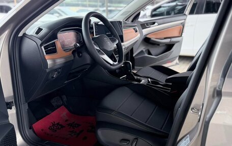 Volkswagen Bora, 2022 год, 1 090 000 рублей, 5 фотография