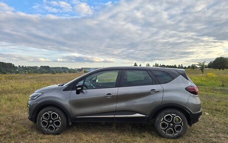 Renault Kaptur I рестайлинг, 2021 год, 1 700 000 рублей, 9 фотография