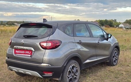 Renault Kaptur I рестайлинг, 2021 год, 1 700 000 рублей, 6 фотография