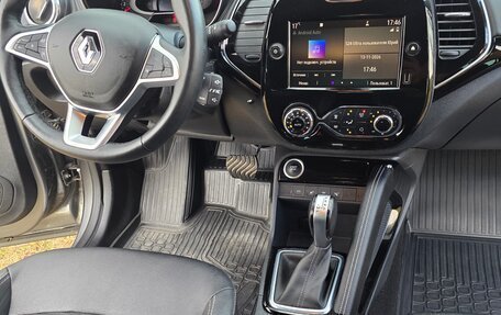 Renault Kaptur I рестайлинг, 2021 год, 1 700 000 рублей, 21 фотография