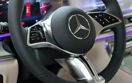 Mercedes-Benz V-Класс, 2026 год, 14 000 000 рублей, 10 фотография