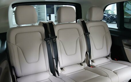 Mercedes-Benz V-Класс, 2026 год, 14 000 000 рублей, 20 фотография