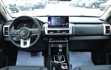 Mitsubishi L200, 2026 год, 5 024 999 рублей, 10 фотография