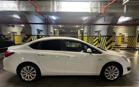 Opel Astra J, 2012 год, 800 000 рублей, 7 фотография