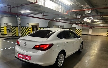 Opel Astra J, 2012 год, 800 000 рублей, 6 фотография
