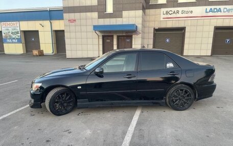 Toyota Altezza, 1998 год, 650 000 рублей, 3 фотография