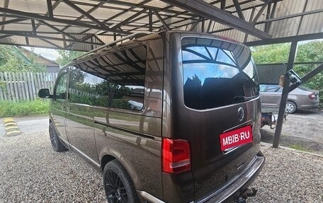 Volkswagen Multivan T5, 2012 год, 1 970 000 рублей, 2 фотография