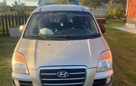 Hyundai H-1 II рестайлинг, 2007 год, 570 000 рублей, 1 фотография