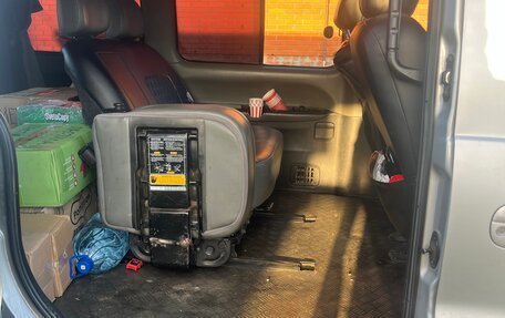 Hyundai H-1 II рестайлинг, 2007 год, 570 000 рублей, 11 фотография