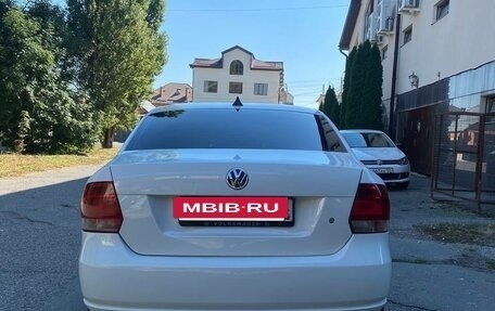 Volkswagen Polo VI (EU Market), 2012 год, 900 000 рублей, 8 фотография