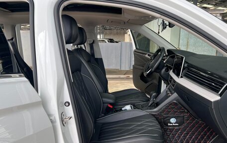 Volkswagen Tiguan II, 2022 год, 1 840 000 рублей, 7 фотография